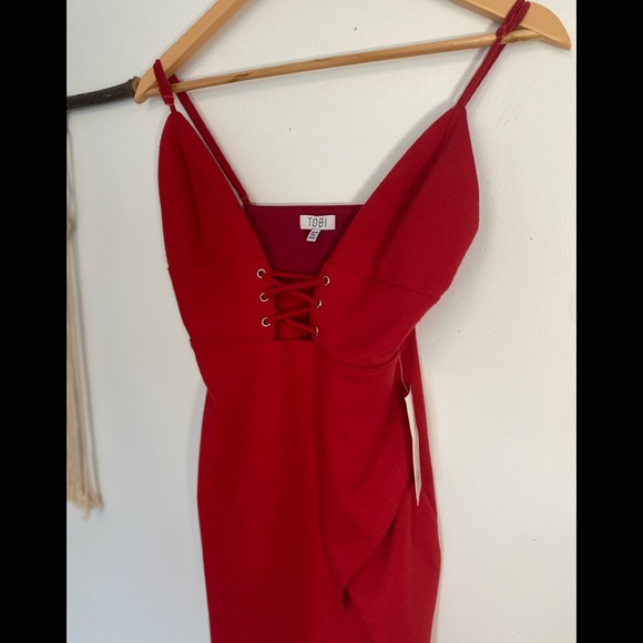 NWT TOBI Red Lace-up Tank Adjustable Straps Small - Picture 2 of 12